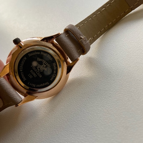 Watch - Picture 3 of 4